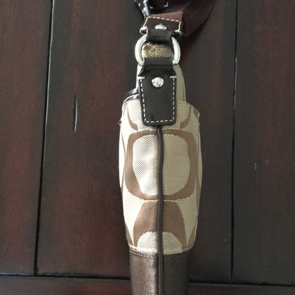 Coach Crossbody Bag in Signature Print - Picture 5 of 8